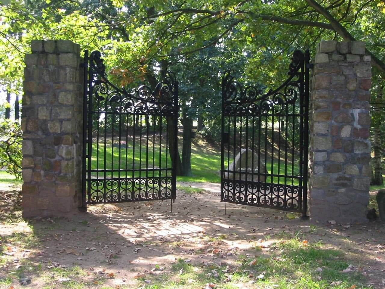 Puerta de hierro